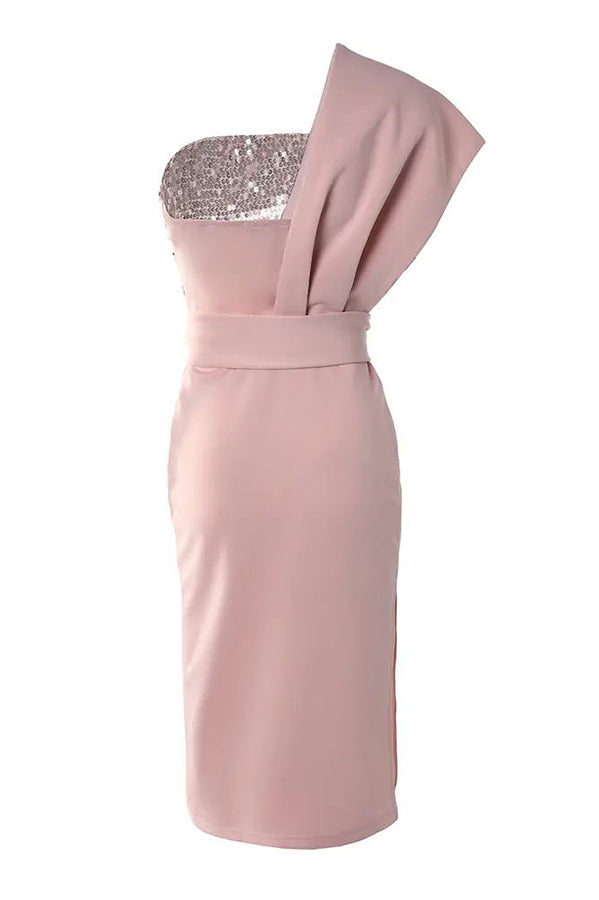Well Tailored Dress with a Graceful Silhouette