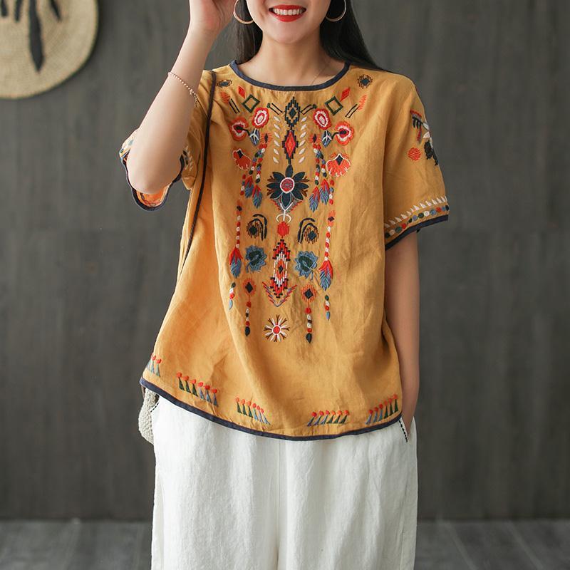 Well Tailored Shirt with a Graceful Silhouette