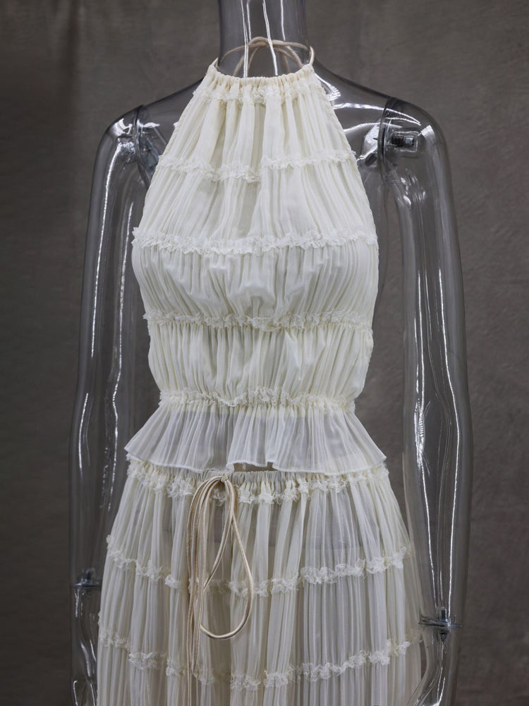 Effortlessly Elegant Garment with a Timeless Design