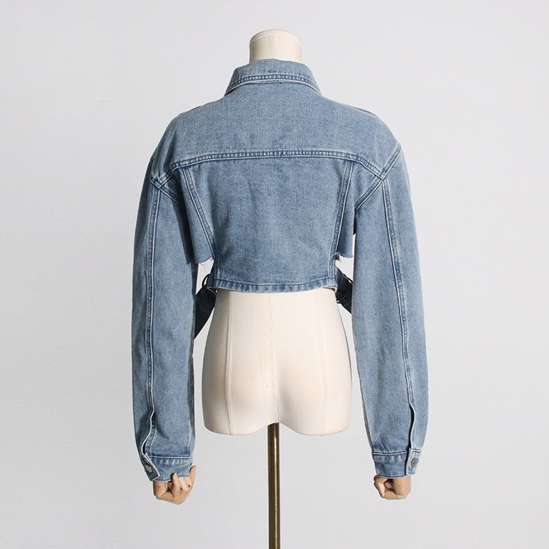 Sophisticated Garment with a Clean Classic Look