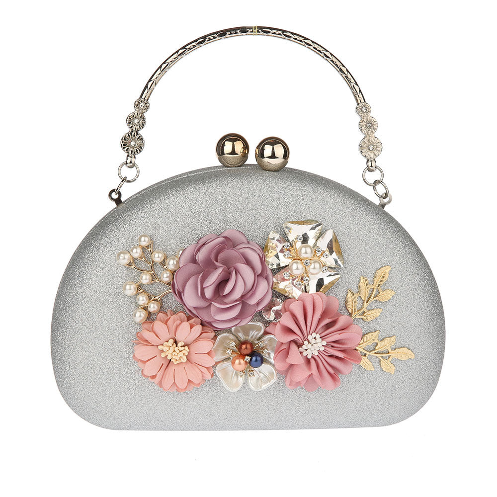 Polished Bag with an Effortless Classic Look