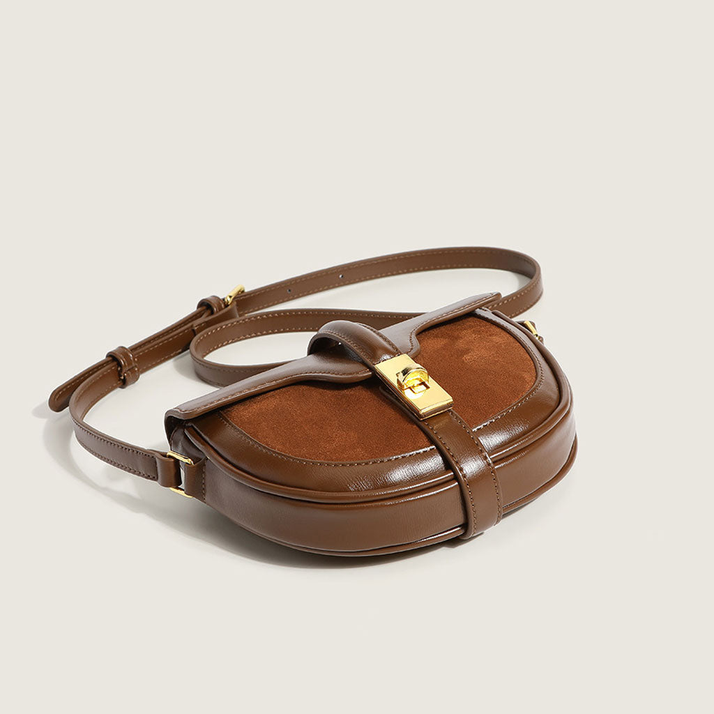 Sophisticated Bag with a Clean Classic Look