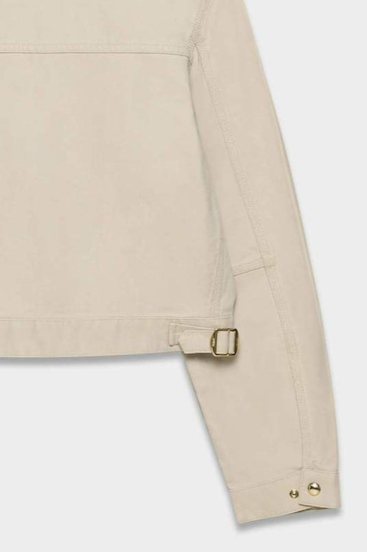 Well Tailored Jacket with a Graceful Silhouette