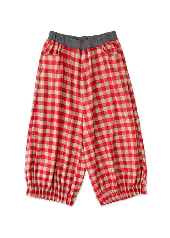 Effortlessly Elegant Pants with a Timeless Design