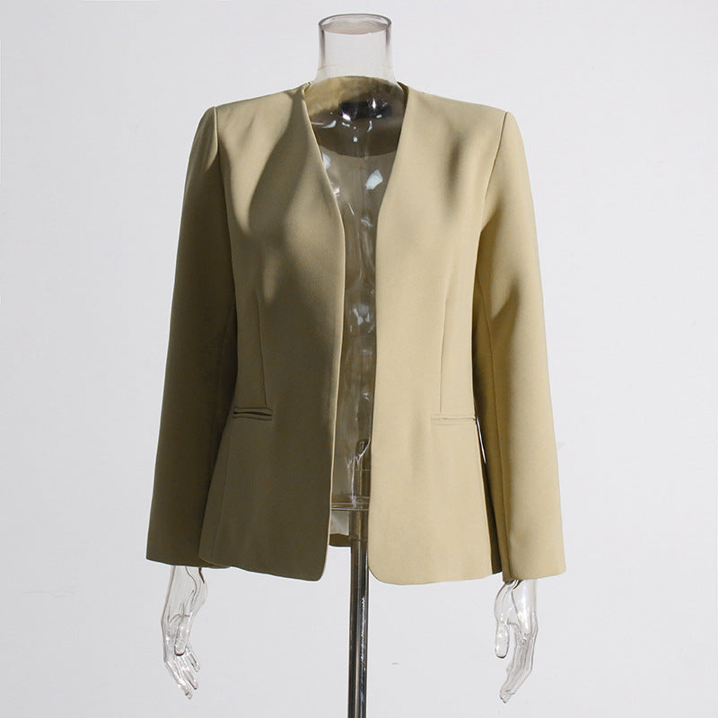 Beautifully Finished Cardigan in a Timeless Design