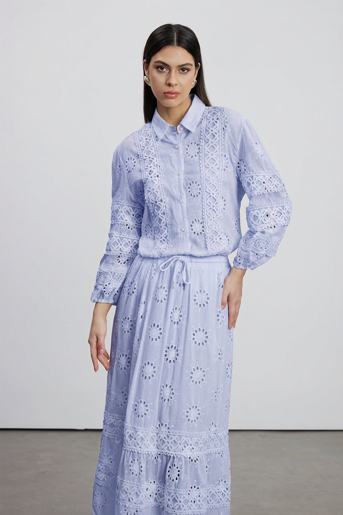 Beautifully Finished Garment in a Timeless Design