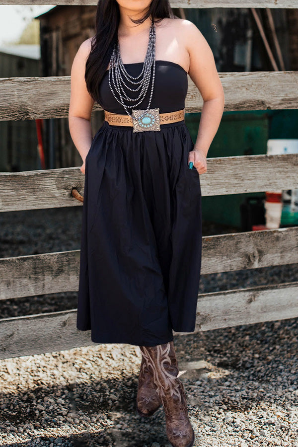 Well Tailored Dress with a Graceful Silhouette