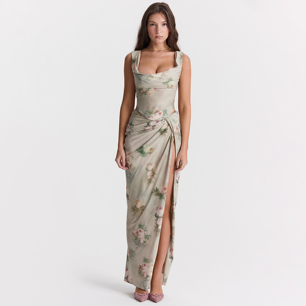 Sophisticated Dress with a Clean Classic Look