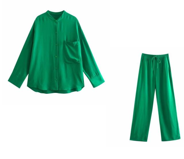 Sophisticated Garment with a Clean Classic Look