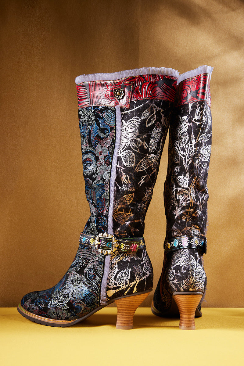 Beautifully Finished Boots in a Timeless Design