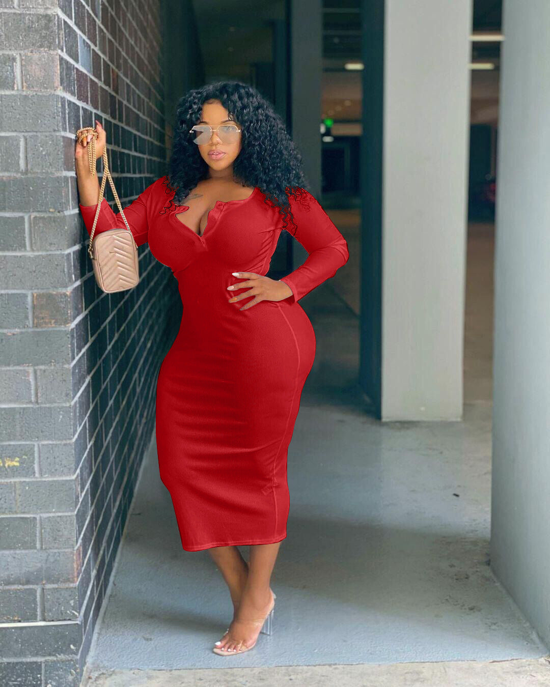 Gracefully Styled Dress for Any Occasion