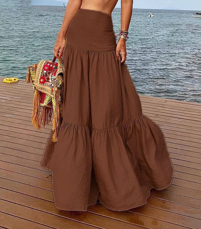 Well Tailored Top with a Graceful Silhouette