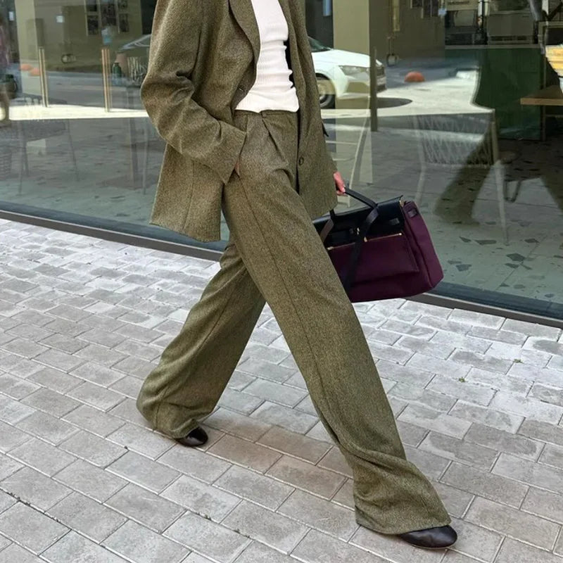Classic Vintage & Enduringly Stylish Trousers