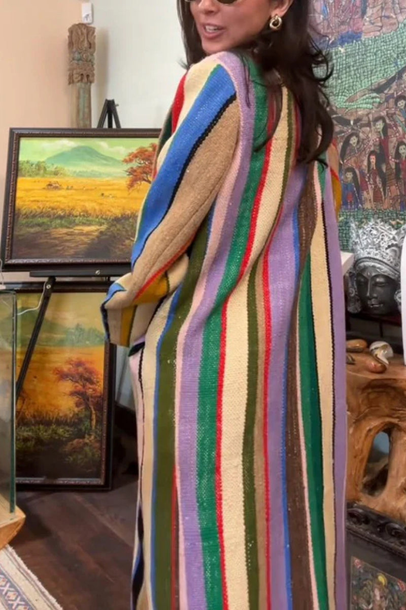 Classic Vintage & Enduringly Stylish Coat