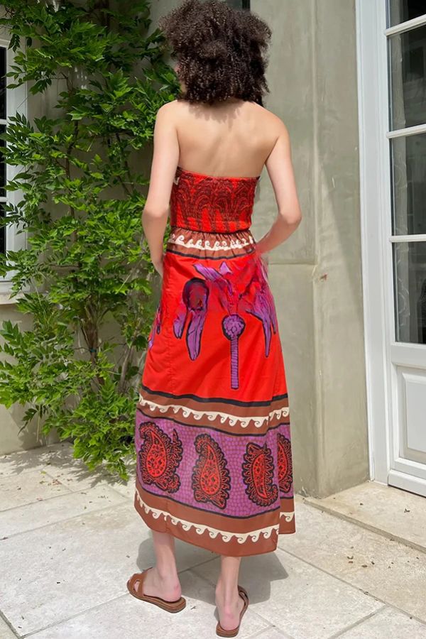 Gracefully Styled Dress for Any Occasion