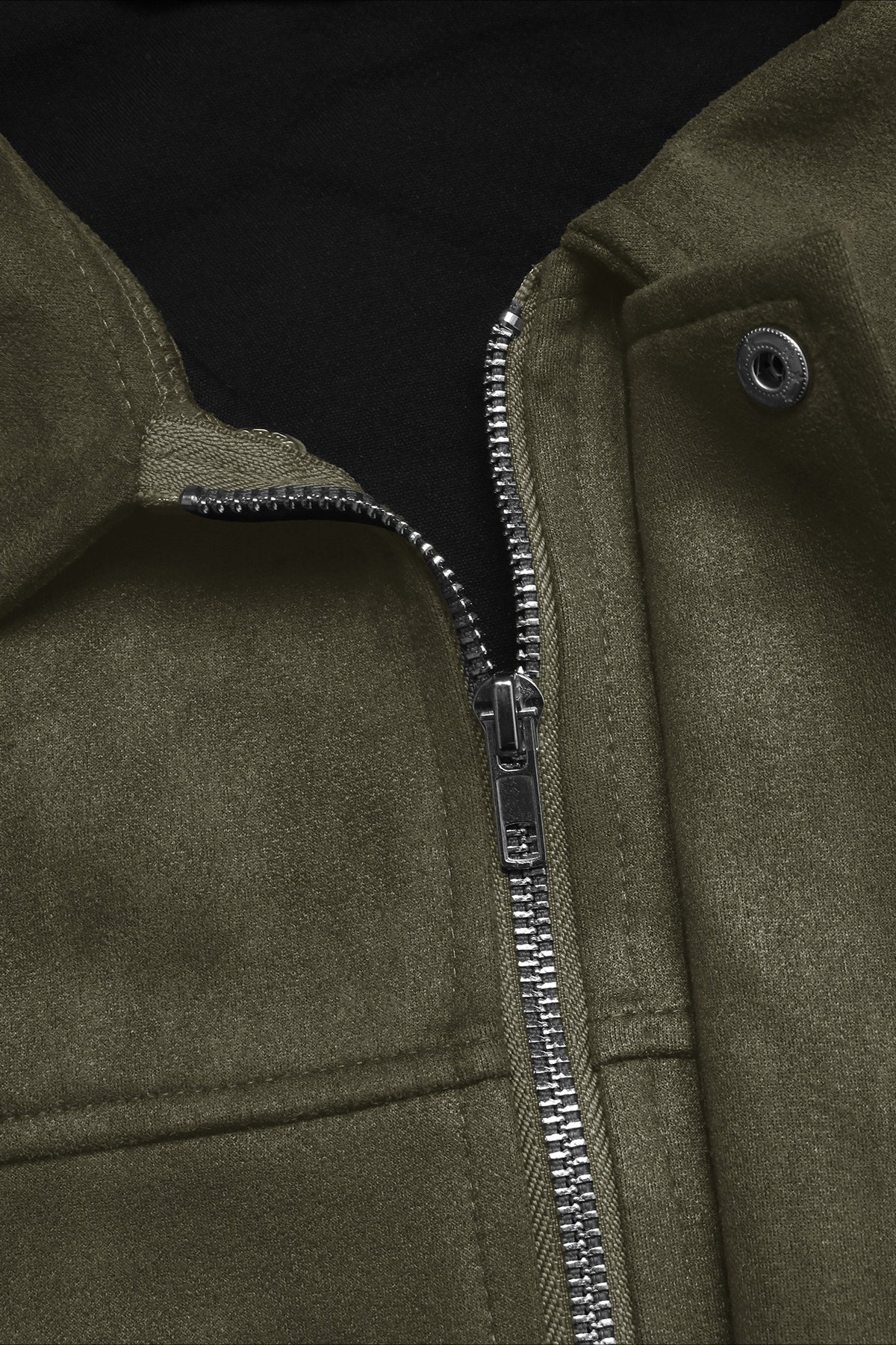 Effortlessly Elegant Jacket with a Timeless Design