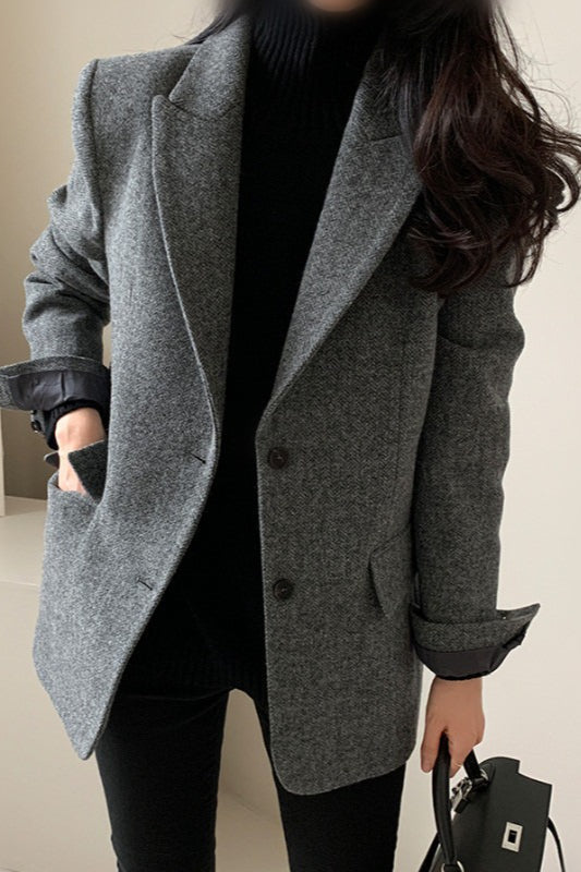 Gracefully Styled Garment for Any Occasion