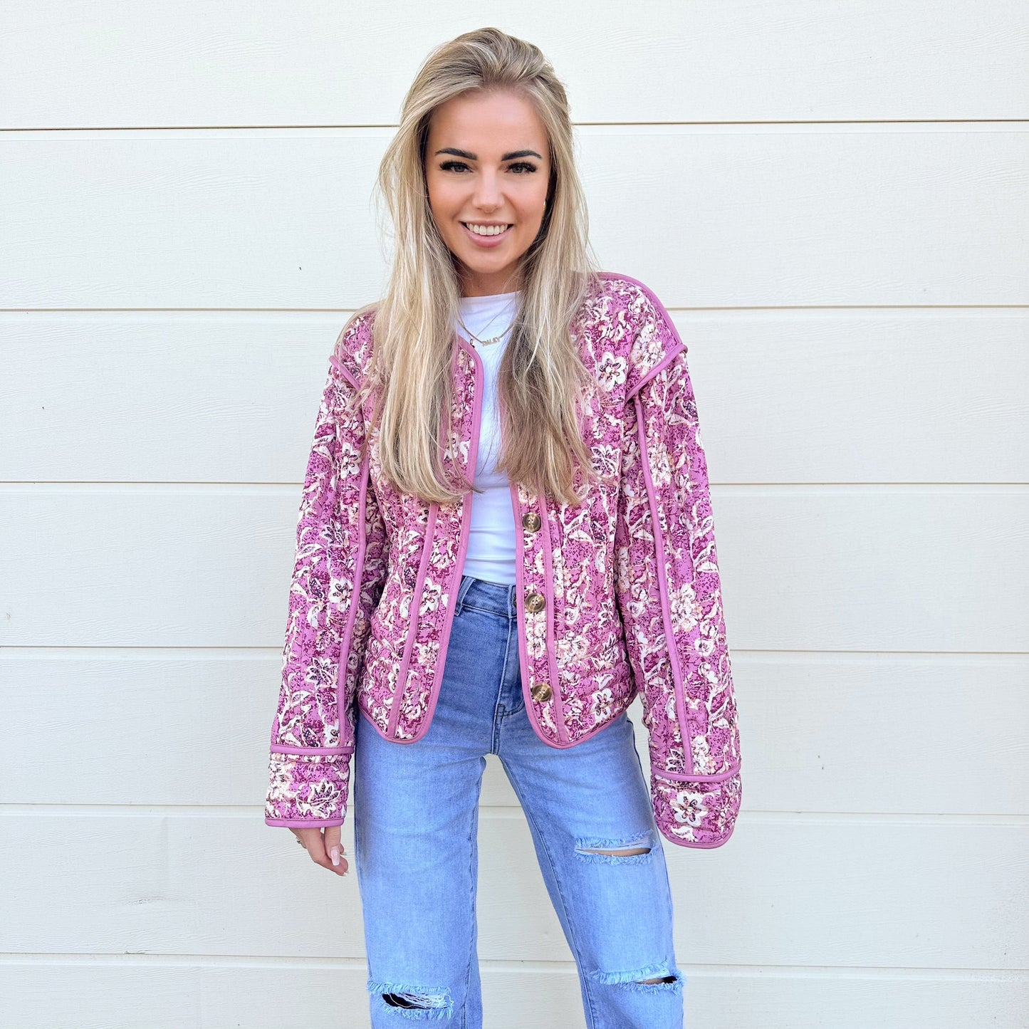 Elegantly Styled Jacket for Everyday Wear
