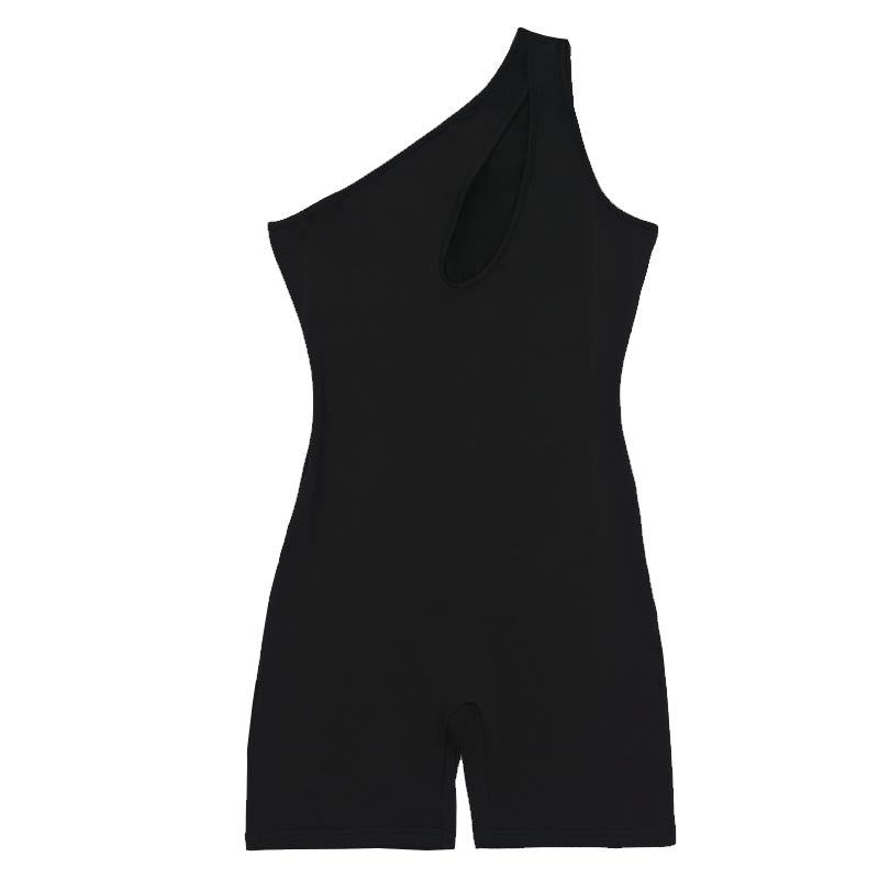 Well Tailored Garment with a Graceful Silhouette
