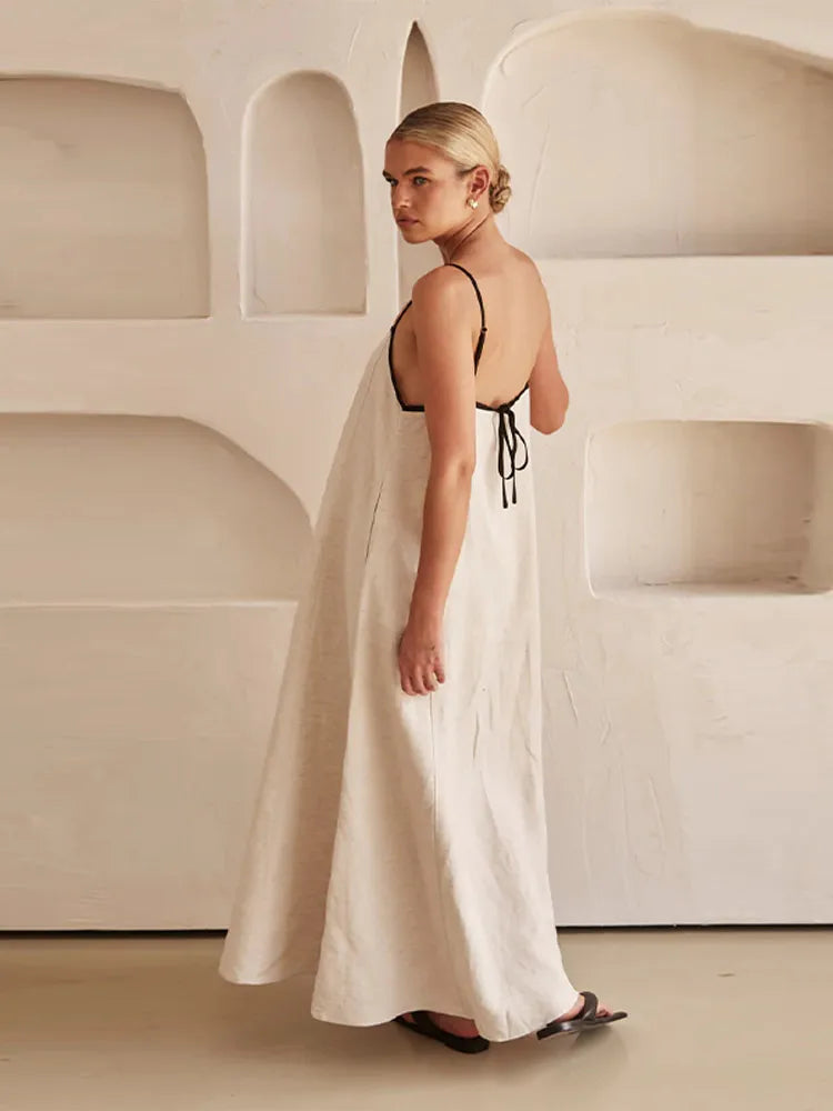Effortlessly Elegant Dress with a Timeless Design