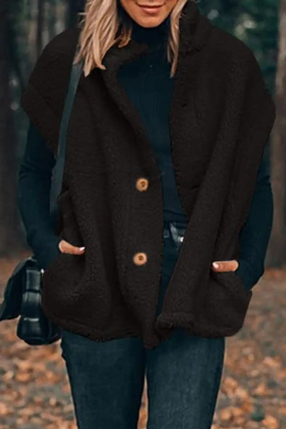 Effortlessly Elegant Garment with a Timeless Design