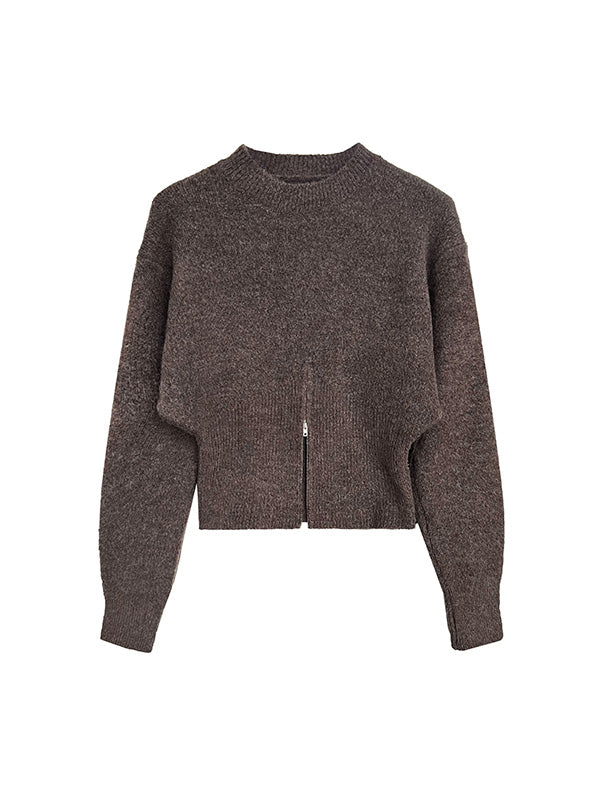 Classic Vintage Sweater with a Flattering Fit