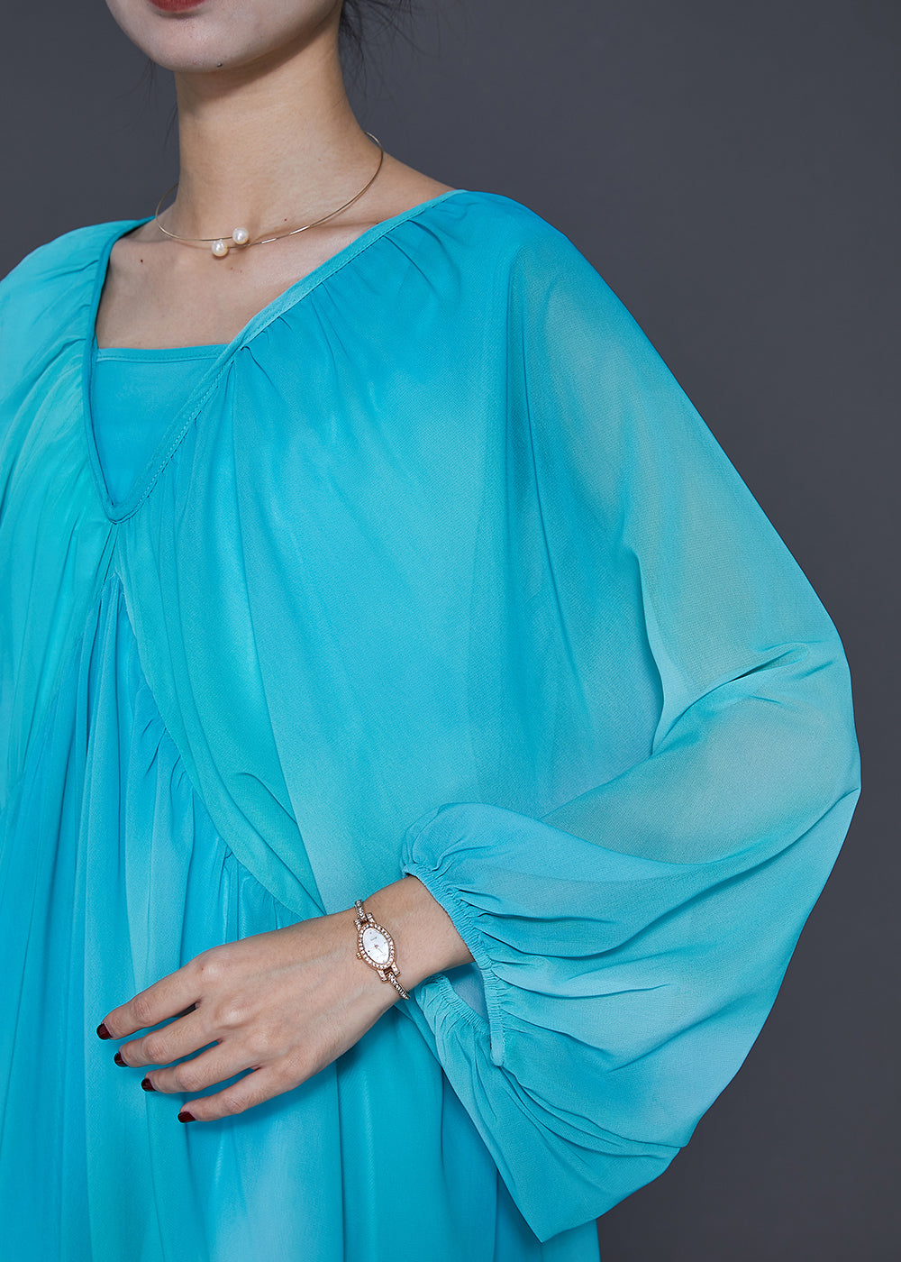 Beautifully Crafted Dress in a Classic Style