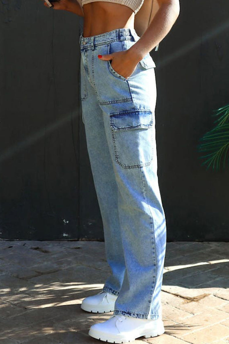 Sophisticated Garment with a Clean Classic Look