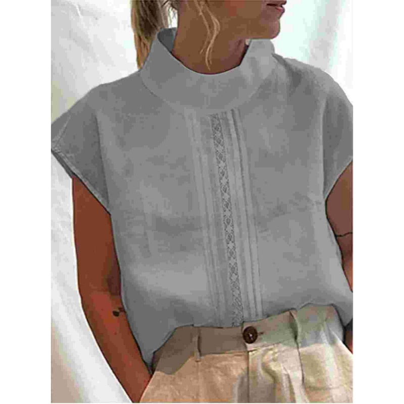Effortlessly Elegant Blouse with a Timeless Design
