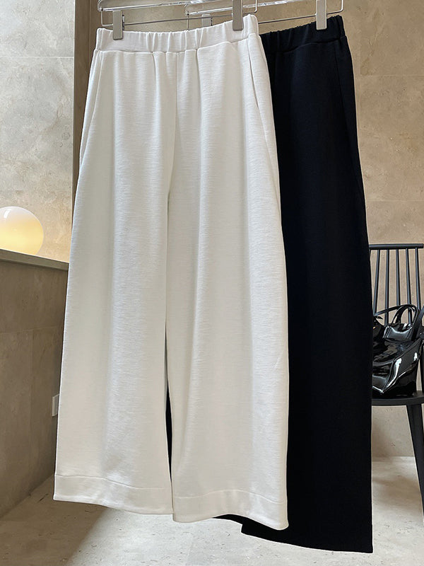 A Vintage Style Pants with Delicate Timeless Details
