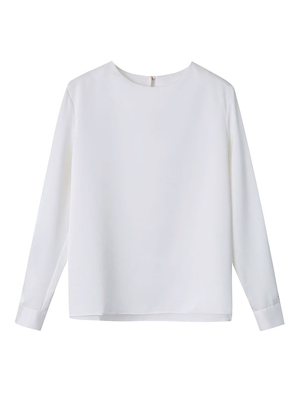 Beautifully Crafted Blouse in a Classic Style