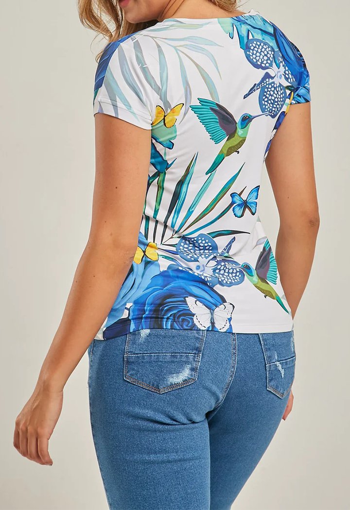Sophisticated T-Shirt with a Clean Classic Look