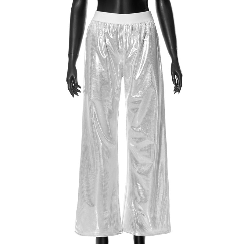 Well Tailored Trousers with a Graceful Silhouette