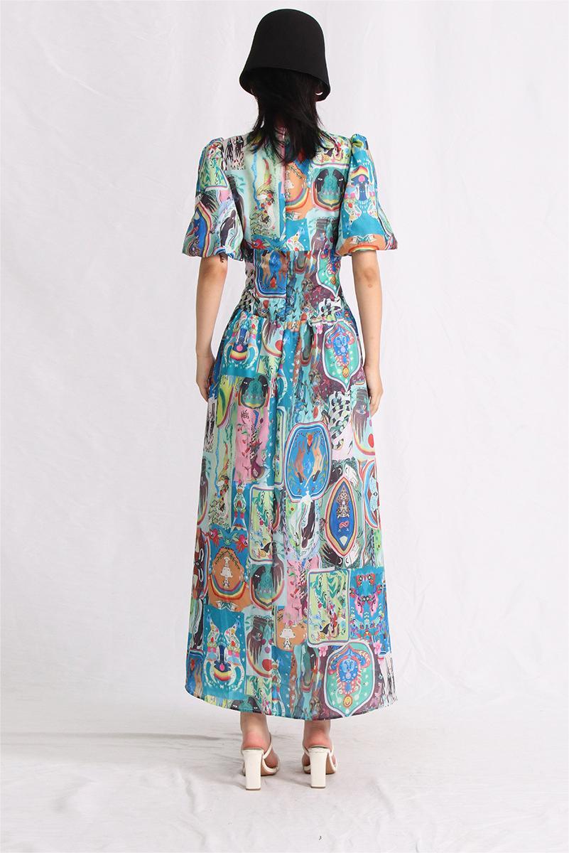 Classic Vintage & Enduringly Stylish Dress