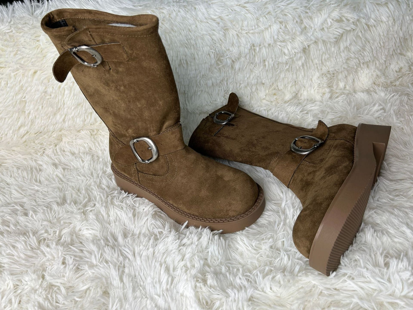 Classic Vintage Boots with a Flattering Fit