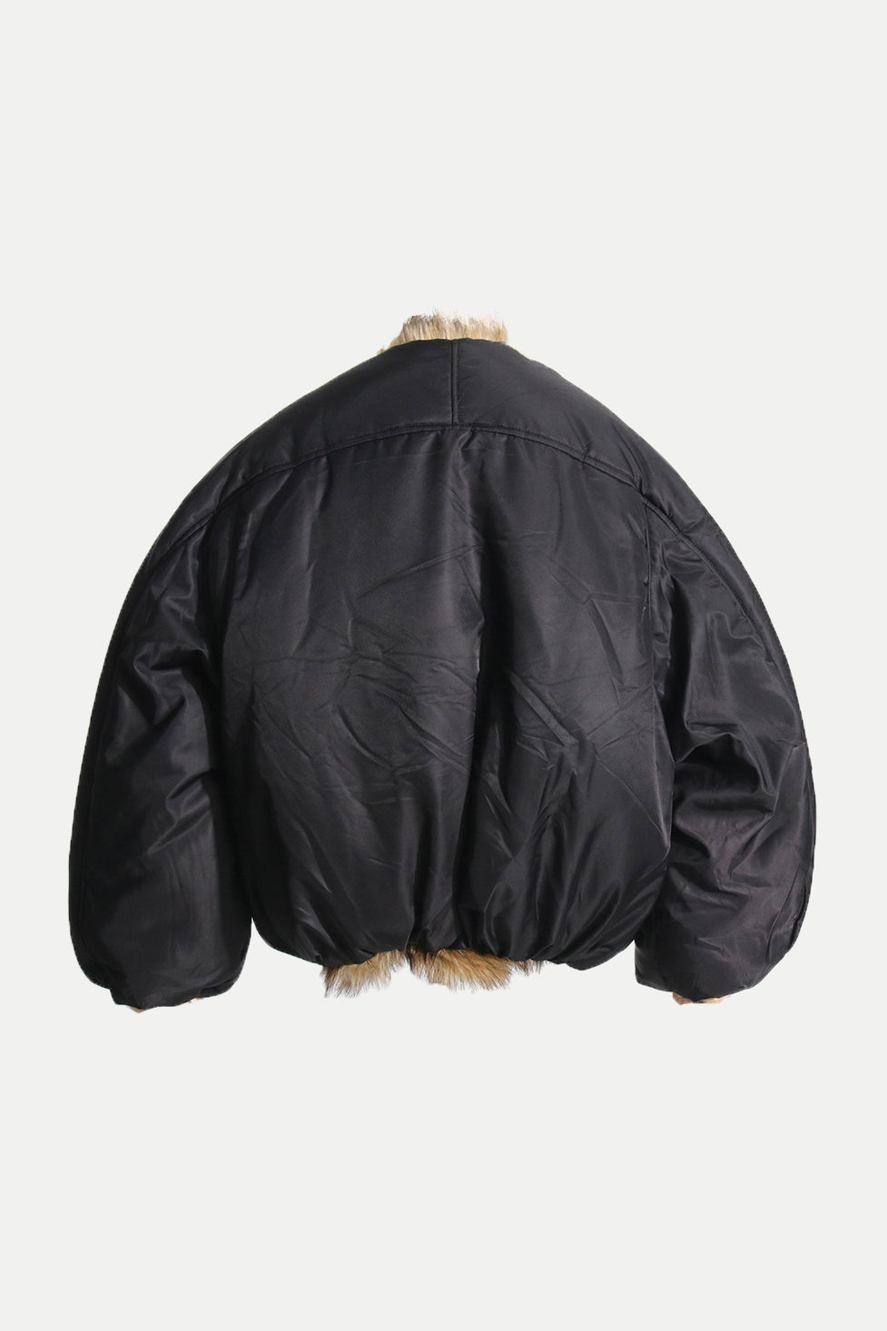 Effortlessly Elegant Jacket with a Timeless Design