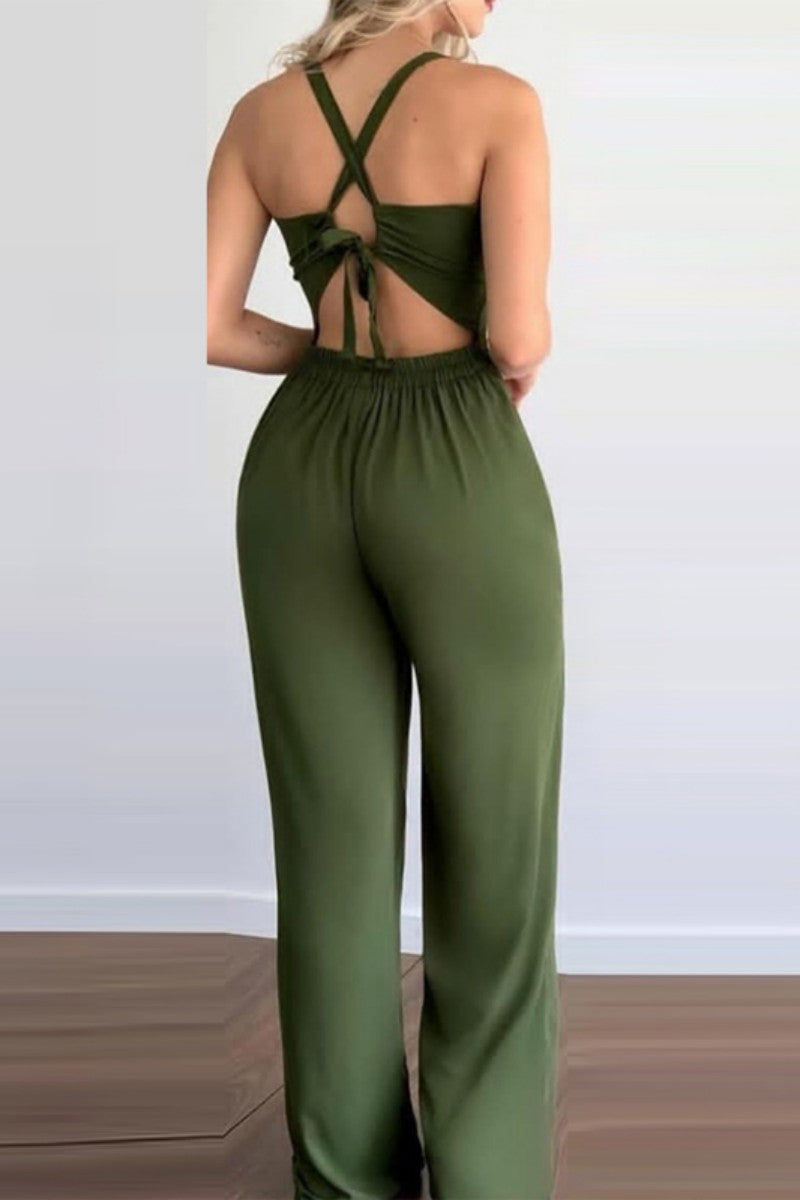 Sophisticated Garment with a Clean Classic Look