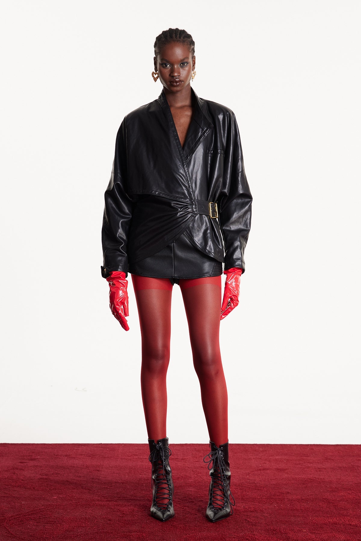 Effortlessly Elegant Jacket with a Timeless Design