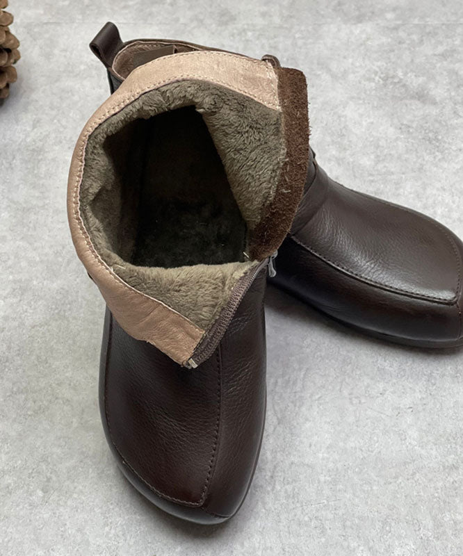 Well Tailored Boots with a Graceful Silhouette