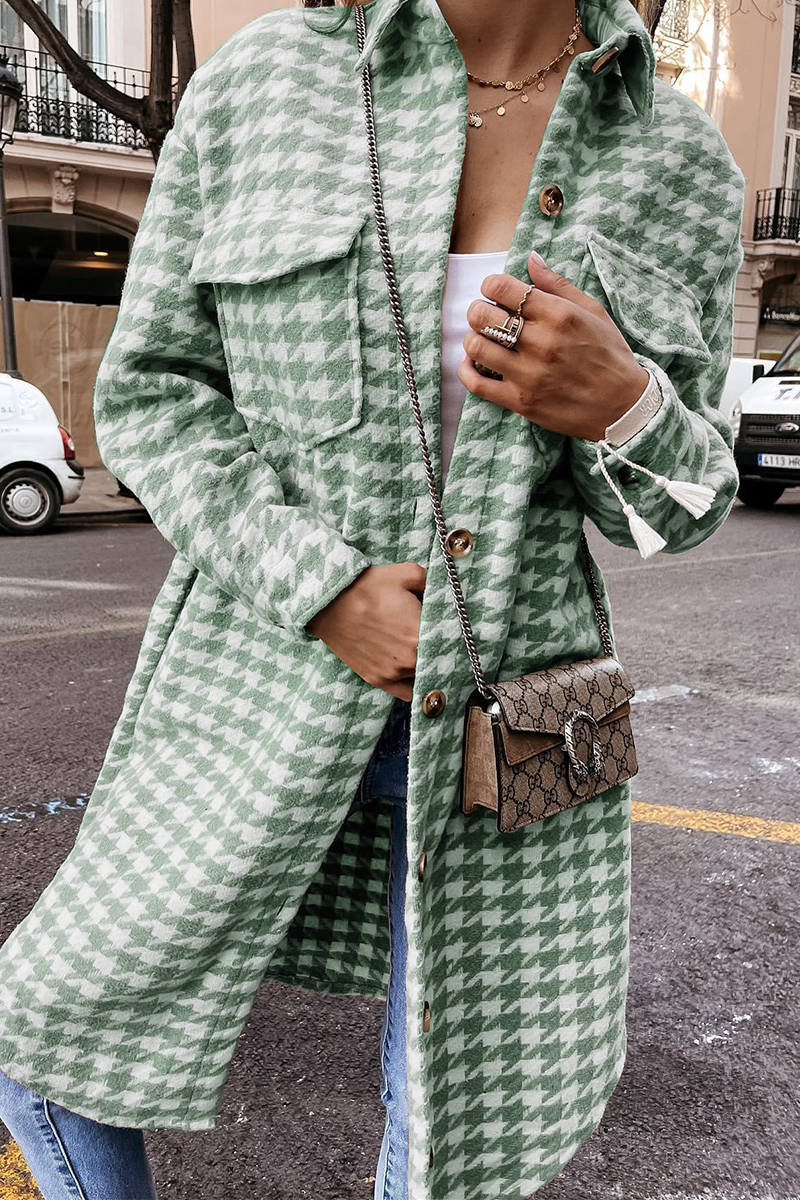 Gracefully Styled Garment for Any Occasion
