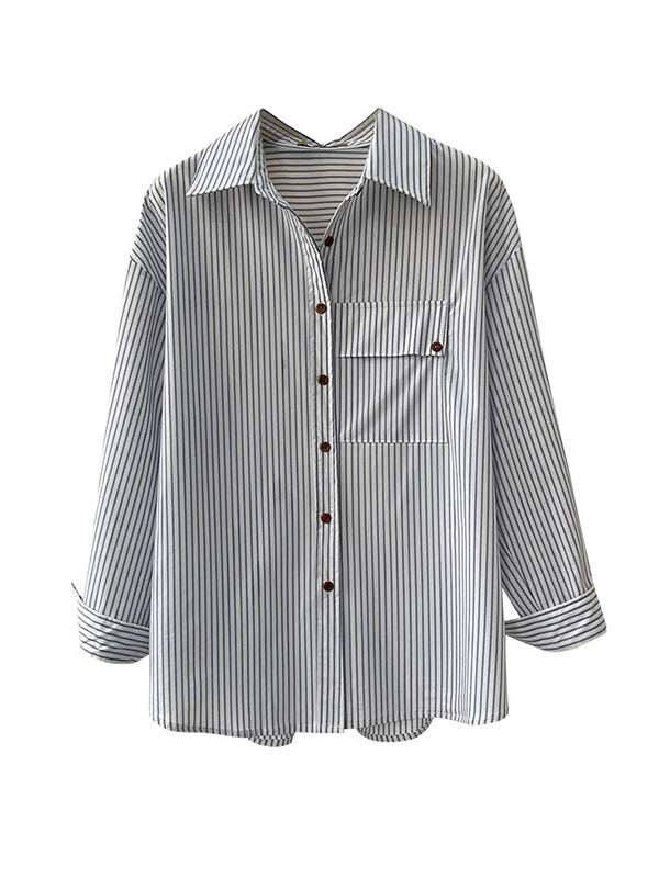 Classic Vintage Blouse with a Flattering Fit
