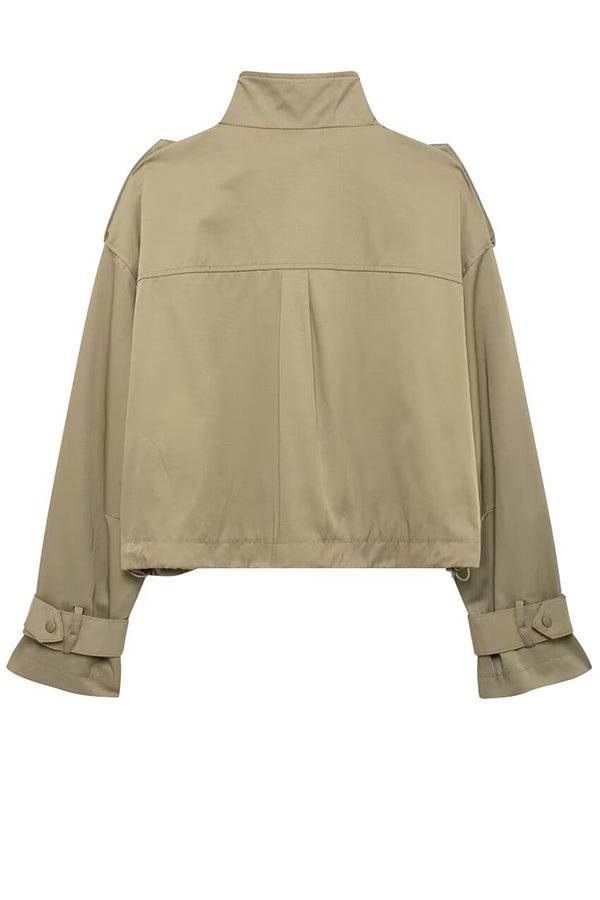 Elegantly Styled Jacket for Everyday Wear