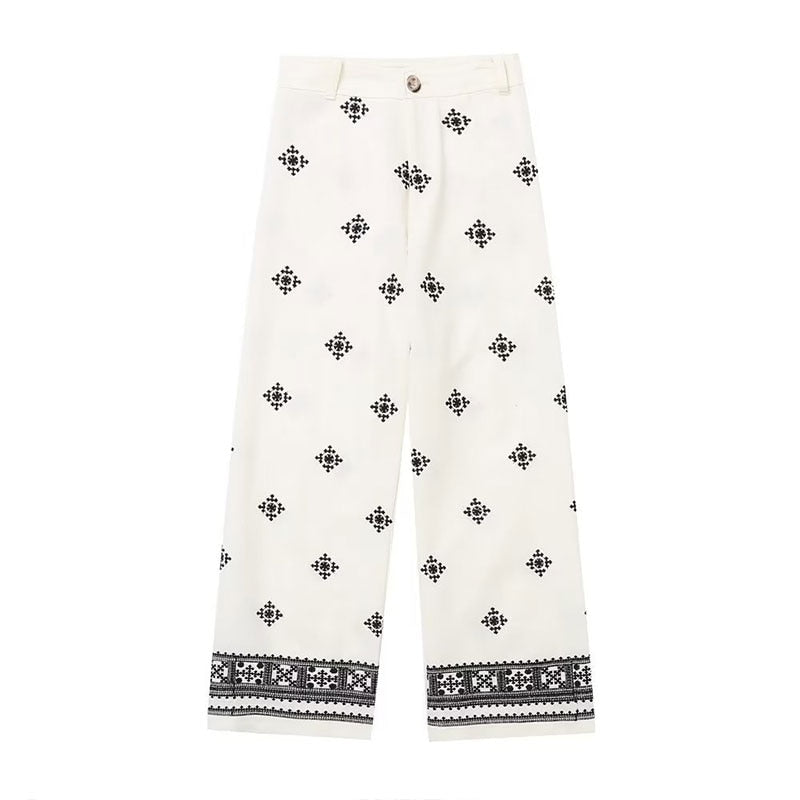 Gracefully Styled Trousers for Any Occasion