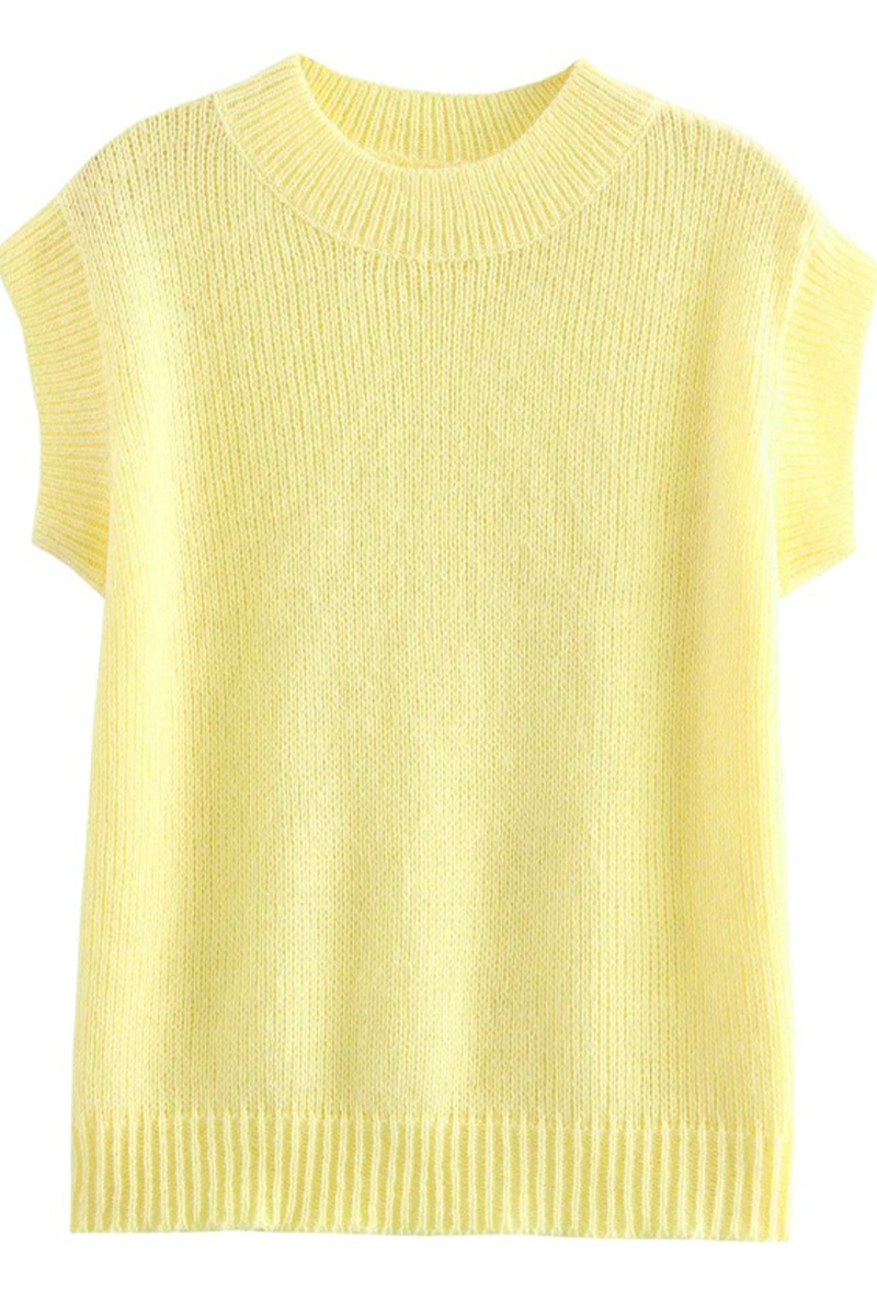 Polished Top with an Effortless Classic Look