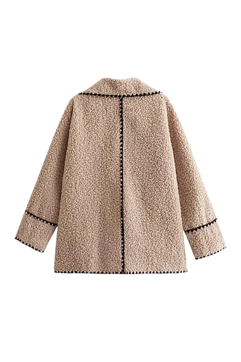 Elegantly Styled Jacket for Everyday Wear