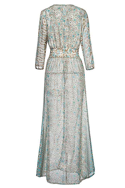 A Vintage Style Dress with Delicate Timeless Details