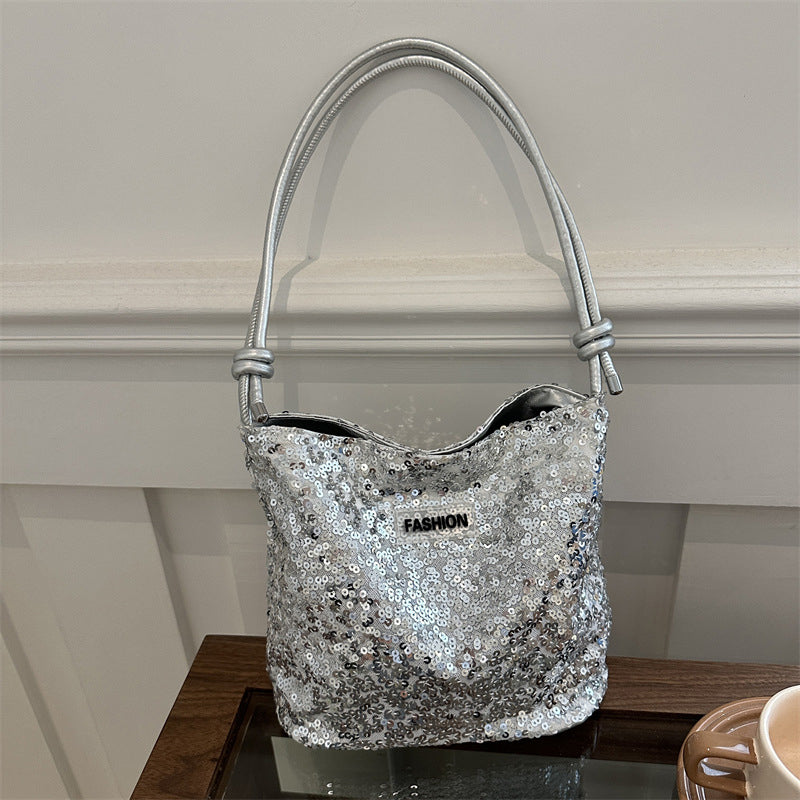Classic Vintage Bag with a Flattering Fit