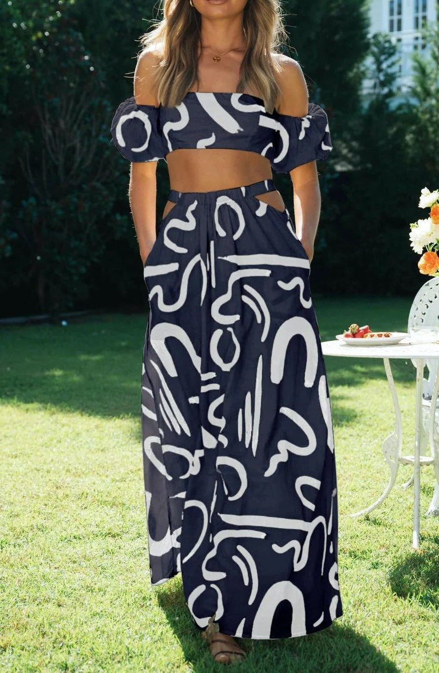 Sophisticated Dress with a Clean Classic Look