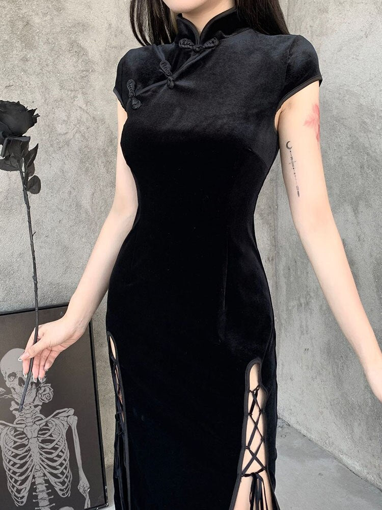 Classic Vintage & Enduringly Stylish Dress