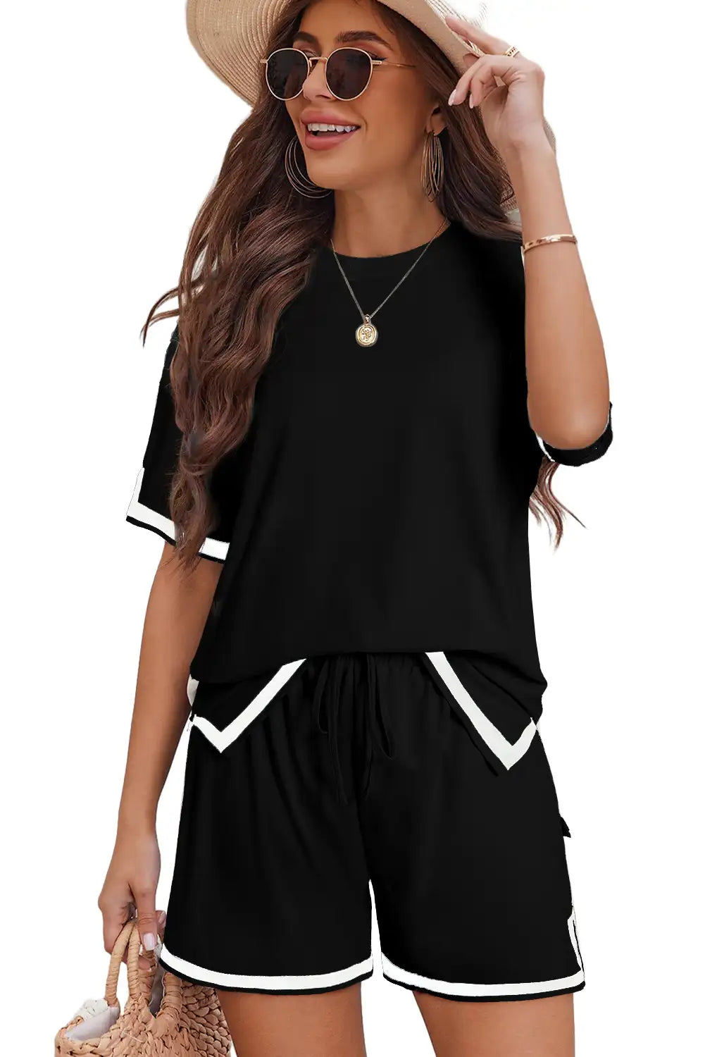 Well Tailored Garment with a Graceful Silhouette